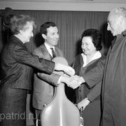 Daniil Shafran and Nina Musinyan in Sydney in 1966