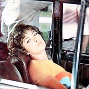 Эдита Пьеха в фильме «Неисправимый лгун», 1974